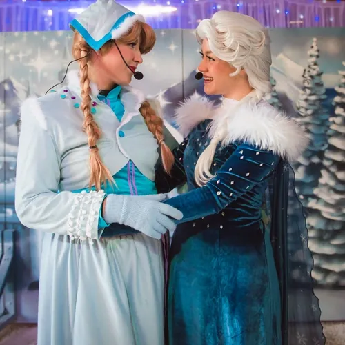 Photo opportunity against the frozen scene backdrop