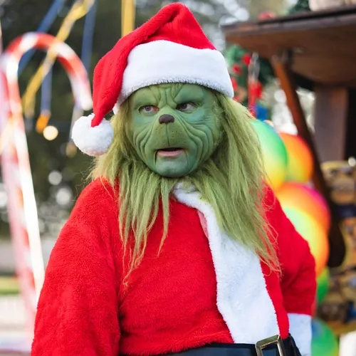 A packed lunch moment at Lunch with the Grinch