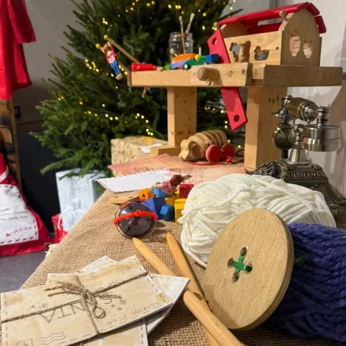 Christmas craft-making activity at The Toy Workshop